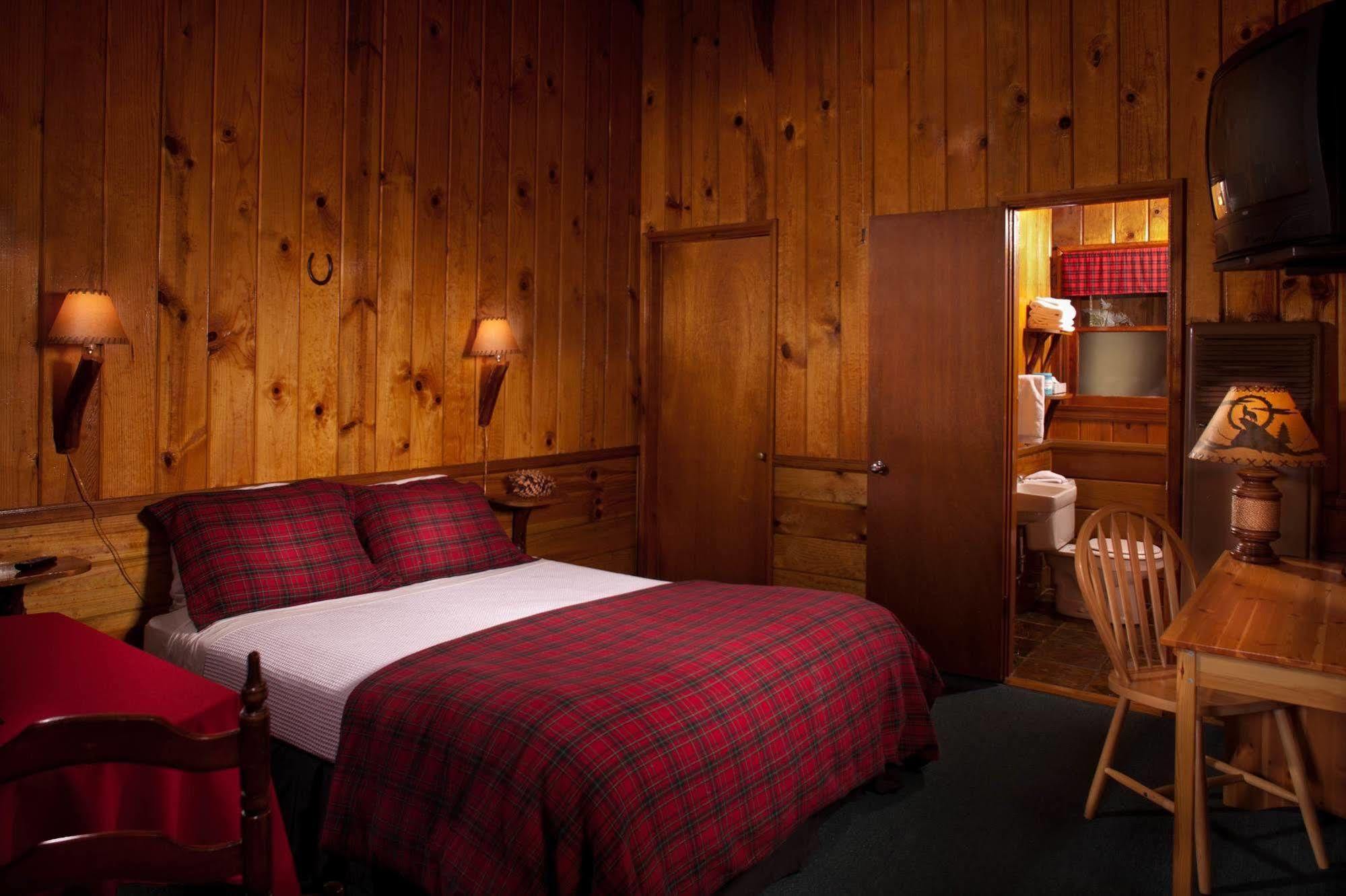 Idyllwild Bunkhouse Villa Ngoại thất bức ảnh